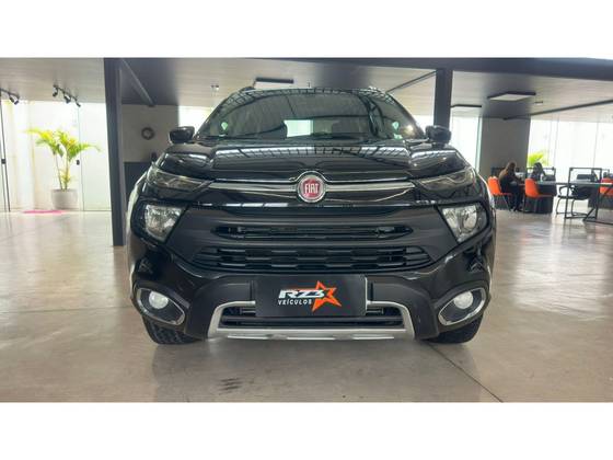 FIAT TORO 2.0 16V TURBO DIESEL FREEDOM 4WD AT9 FIAT TORO 2.0 16V TURBO DIESEL FREEDOM 4WD AT9